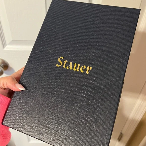 Stauer Pearl Necklace 40” - Picture 2 of 6